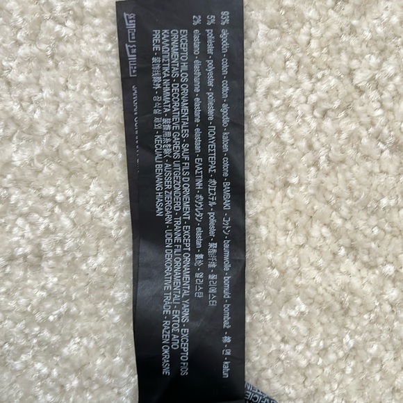 Zara Premium Denim Collection Jeans Embroidered black on black with stud details - Picture 11 of 11